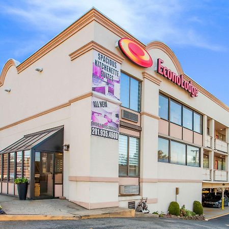 Super 8 By Wyndham Meadowlands Hotel Carlstadt Eksteriør billede