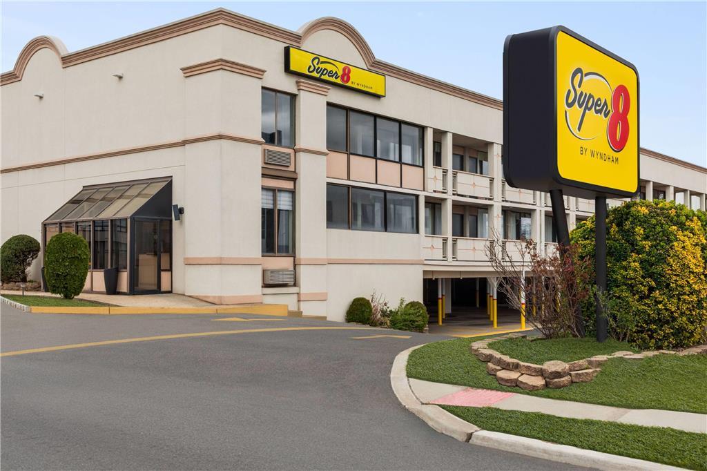 Super 8 By Wyndham Meadowlands Hotel Carlstadt Eksteriør billede